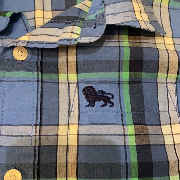 Boys button down blue shirt - Picture 2 of 4